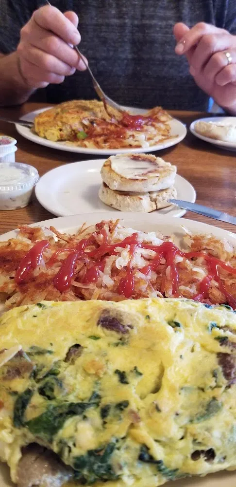 Spinach and Feta Omelette with Hash Browns